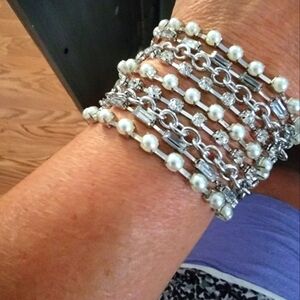 Inc bracelet